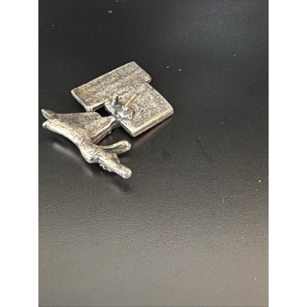 Ohio Ballet Heinz Poll Silver Tome Lapel Pin - Picture 3 of 3